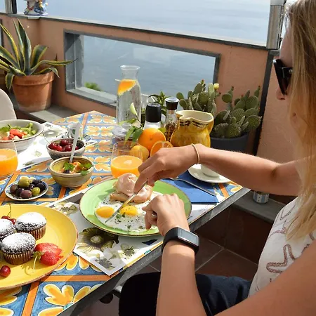 Bed & Breakfast Mar Dei Poeti - Luxury 3*