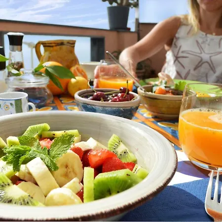 Mar Dei Poeti - Luxury Bed & Breakfast 3*