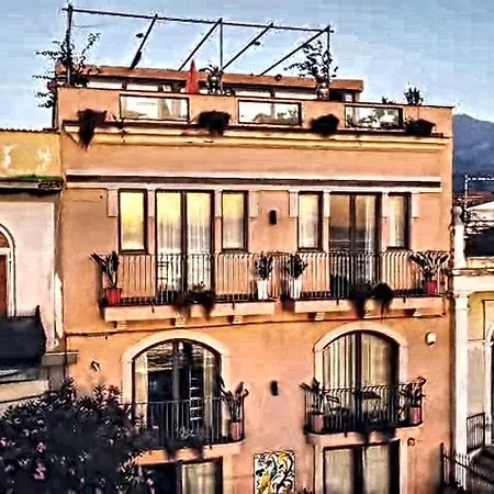 Mar Dei Poeti - Luxury 4* Riposto