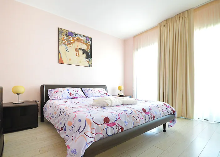 Mar Dei Poeti - Luxury ريبوسْتو