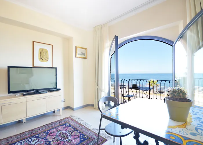Mar Dei Poeti - Luxury
