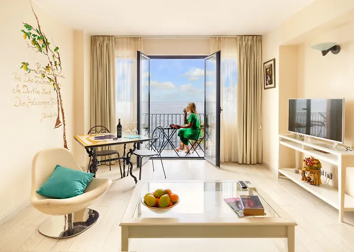 Mar Dei Poeti - Luxury فندق مبيت وإفطار ريبوسْتو